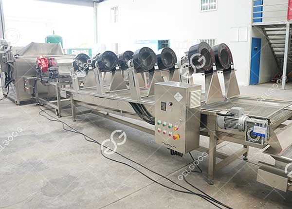 pork-rinds-frying-line
